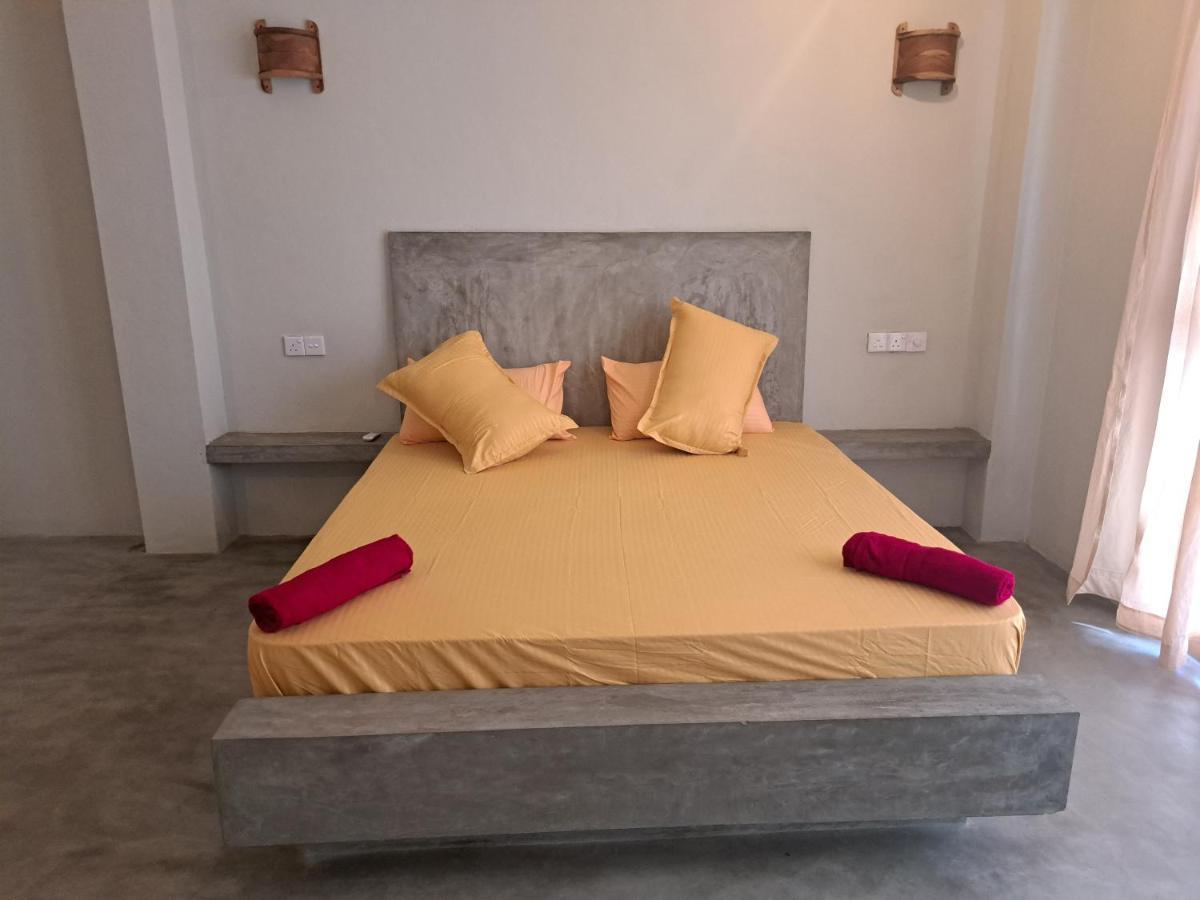 The Surf Access Guest House 아루감 베이 외부 사진