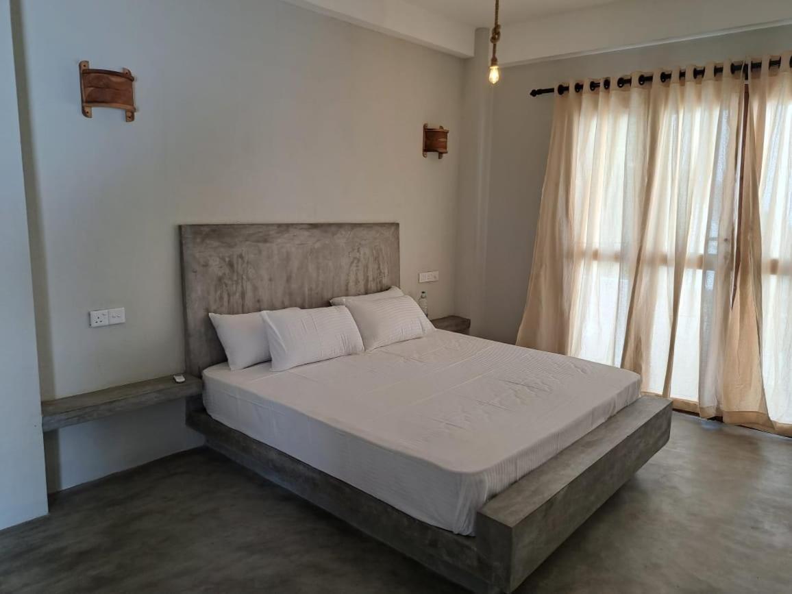 The Surf Access Guest House 아루감 베이 외부 사진
