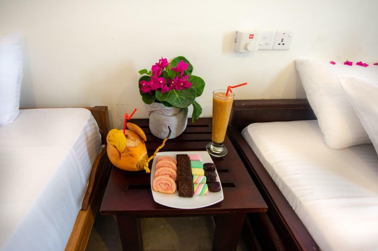 The Surf Access Guest House 아루감 베이 외부 사진